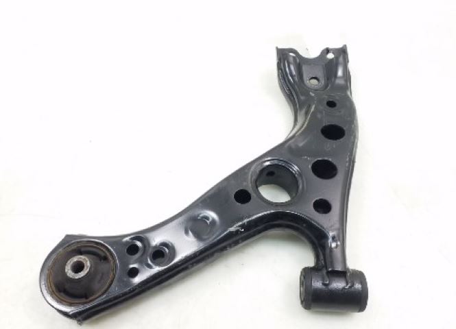 SALINCAK (SAG) TOYOTA CHR (HYBRID) 16-