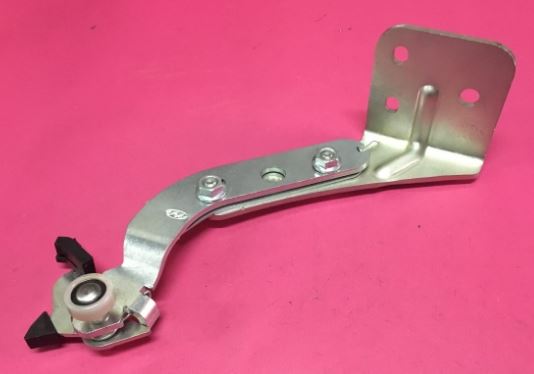 SÜRGÜLÜ KAPI ALT MAKARA UCU SAG BOXER III